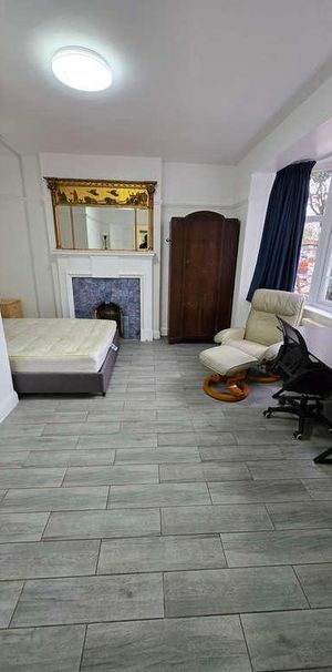 Larkman Lane, Norwich, Norwich, NR5 - Photo 1