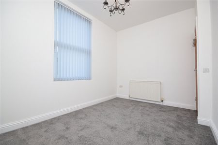 126, Whingate, Leeds, West Yorkshire, LS12 3QU - Photo 3