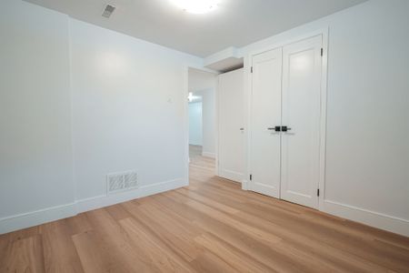 For Lease - 35 Dowswell Drive Unit# Bsmt, Toronto, Ontario - Photo 2