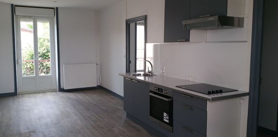 Location Appartement 2 pièces 40m² - Photo 2