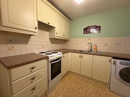 Silverdale Road, Orrell, Greater Manchester, UK - Photo 3