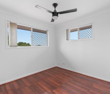 Relaxed Family Lifestyle with Pool, Space and Convenience - Photo 6