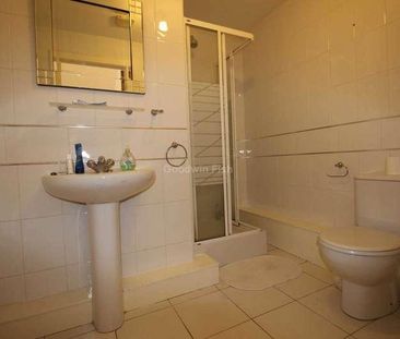 City South, City Road East, Southern Gateway, M15 - Photo 1