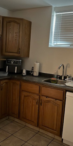 Room Rental Near U of S - Photo 4