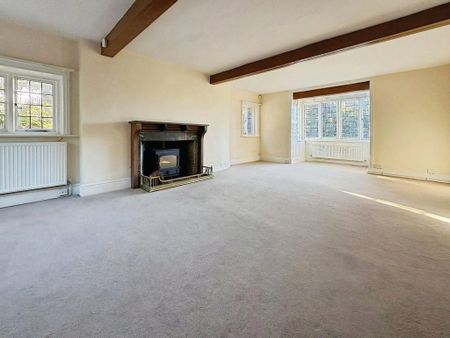 5 bedroom detached house to rent - Photo 3