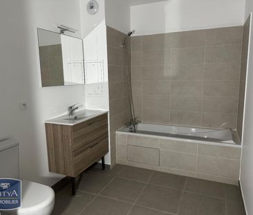 Location Appartement 4 pièces 78m² REIMS 51100 - Photo 3