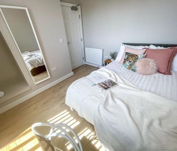 6 bedroom terraced house to rent - Photo 1