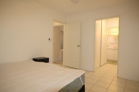 Furnished Chevron Island 3 Bedroom Apartment - Photo 4