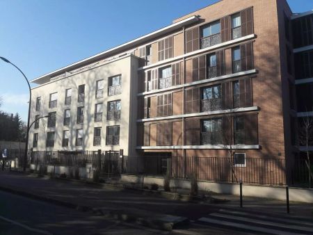 location Appartement T3 DE 62.6m² À LE CHESNAY - Photo 5