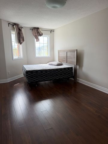 For Lease - 174 Twin Pines Crescent, Brampton, Ontario - Photo 2