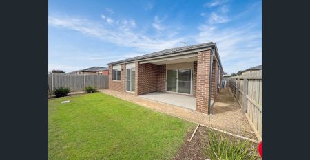 Great Family Location! - Photo 3