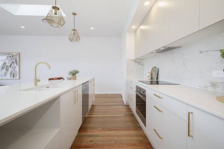 Luxurious New 4-Bedroom Townhouse with Water Views, Private Lift & Premium Features - Photo 5