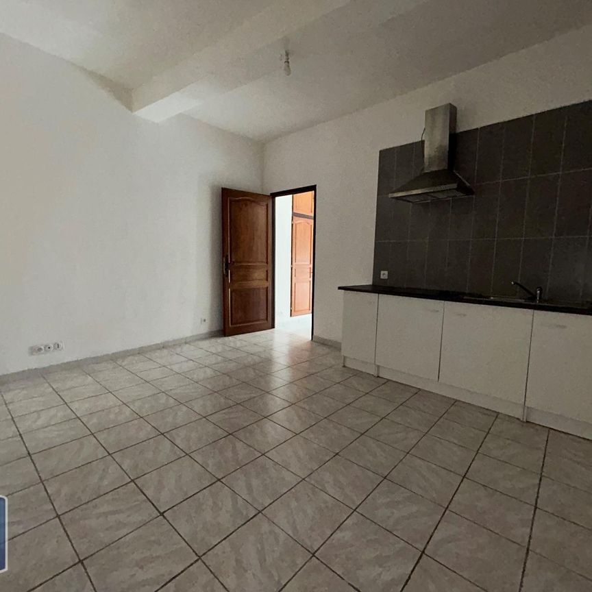 Location Appartement 2 pièces 29m² CARPENTRAS 84200 - Photo 1