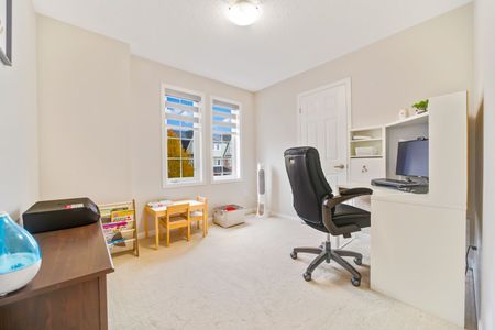 For Lease - 680 Cargill Path, Milton, Ontario - Photo 5