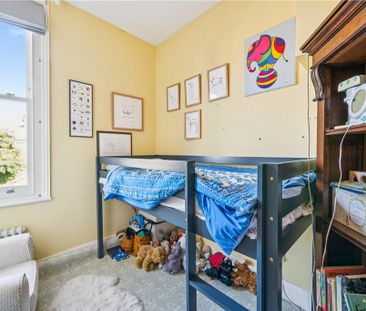 3 bedroom terraced house to rent - Photo 5