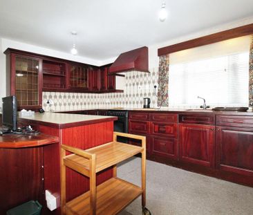 3 bedroom end of terrace house to rent - Photo 6