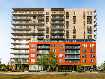 2255 Boulevard Daniel-Johnson, Laval, QC - Photo 4