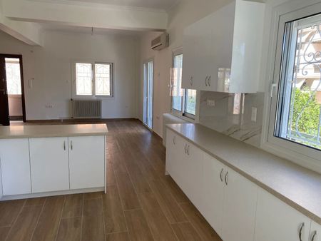 Διαμέρισμα για ενοικίαση Κέντρο (Νέα Σμύρνη) - Φωτογραφία 4