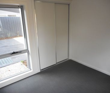 Light & Bright Two Bedroom Townhouse - Photo 6