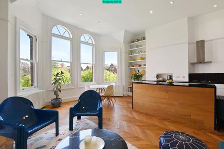 3 bedroom flat to rent - Photo 2