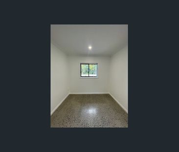 BRAND NEW 2 BEDROOM GRANNY FLAT !!! AVAILABLE: NOW. - Photo 5