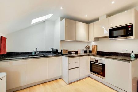 1 bedroom flat to rent - Photo 2