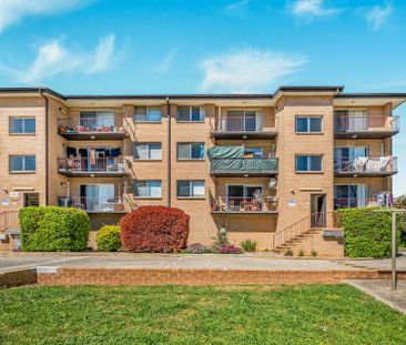 15/104 Henderson Road, Queanbeyan - Photo 4