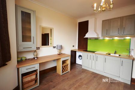 4 bedroom flat to rent - Photo 5
