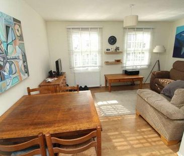 Pollys Yard, Newport Pagnell, MK16 - Photo 4