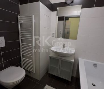 Pronájem bytu 1+kk a garsoniéry 37 m² - Photo 3