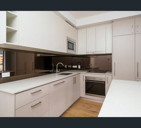 905/380 Murray Street, Perth, WA 6000 - Photo 3