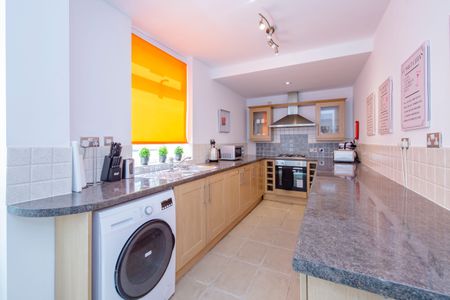 Gadsby Street, Nuneaton, CV11 4PE - Photo 2
