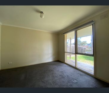 10 Cooroombong Street, Werribee, Vic 3030 - Photo 1
