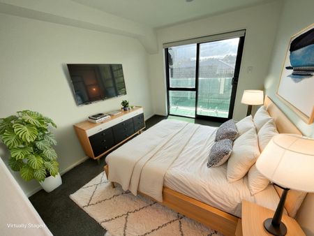 Modern, Low-maintenance Living - Photo 2