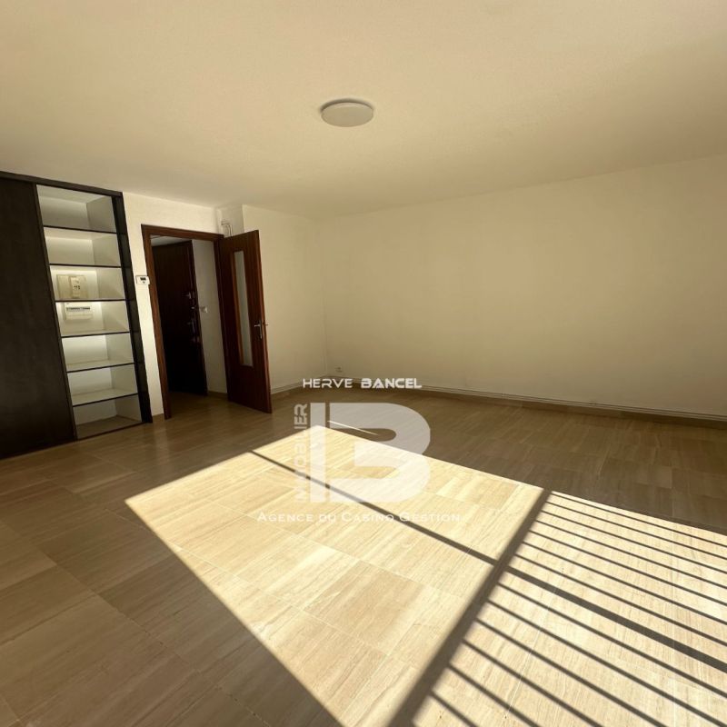 Grand T1 meublé, quartier de Arceaux - Photo 1