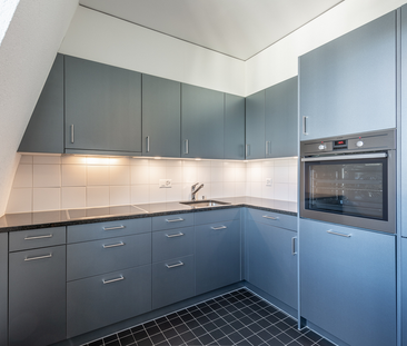 MIETEN OHNE KAUTION - Dachwohnung mit Terrasse und Blick über Bern - Photo 2