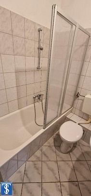 3 Raum DG Wohnung in verkehrsgünstiger Lage frei ab dem 01.03.2026 - Photo 1