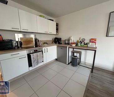 Location Appartement 3 pièces 62m² ST CYR SUR LOIRE 37540 - Photo 6