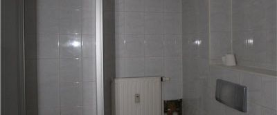 Gemütliche DG-Wohnung mit Laminat – ID 317 - Photo 1