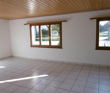 Attraktive 3.5-Zimmerwohnung EG mit Grillplatz - Photo 3