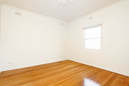04/180 Lennox Street, Richmond VIC 3121 - Photo 3