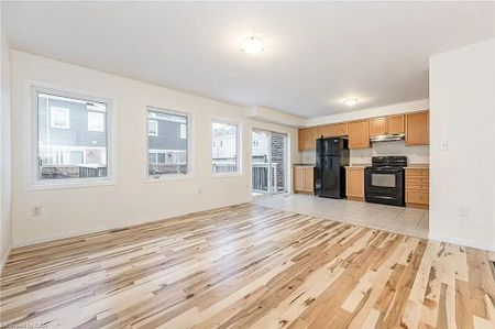 For Lease - 54 Manhattan Circle, Cambridge, Ontario - Photo 2