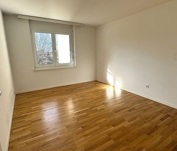 Ihr neues Zuhause in Bottighofen – Grosszügige 4.5-Zimmer-Wohnung! - Foto 4
