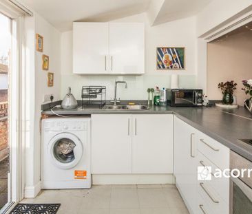 1 bedroom parking to rent - Photo 2