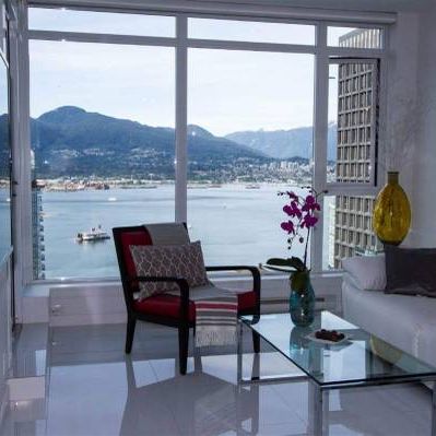 Vancouver Downtown fantastic Ocean and Mountain view one bedroom for rent - Photo 1