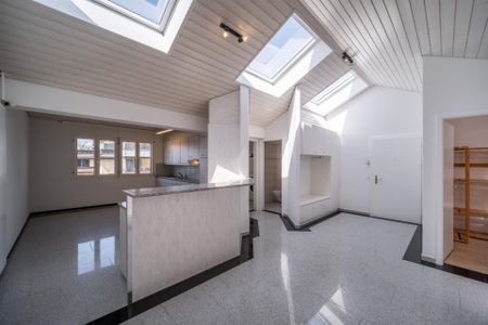 Grosszügige 5.5 Zimmer Wohnung mit Terrasse - Photo 2