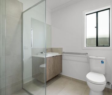 Contemporary Comfort by the Coast - Photo 6