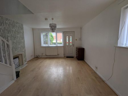 2 bedroom semi-detached house to rent - Photo 4