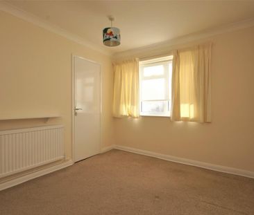 2 bedroom maisonette to rent - Photo 4