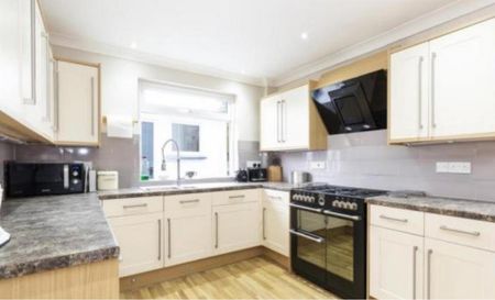 4 bedroom house to rent - Photo 5